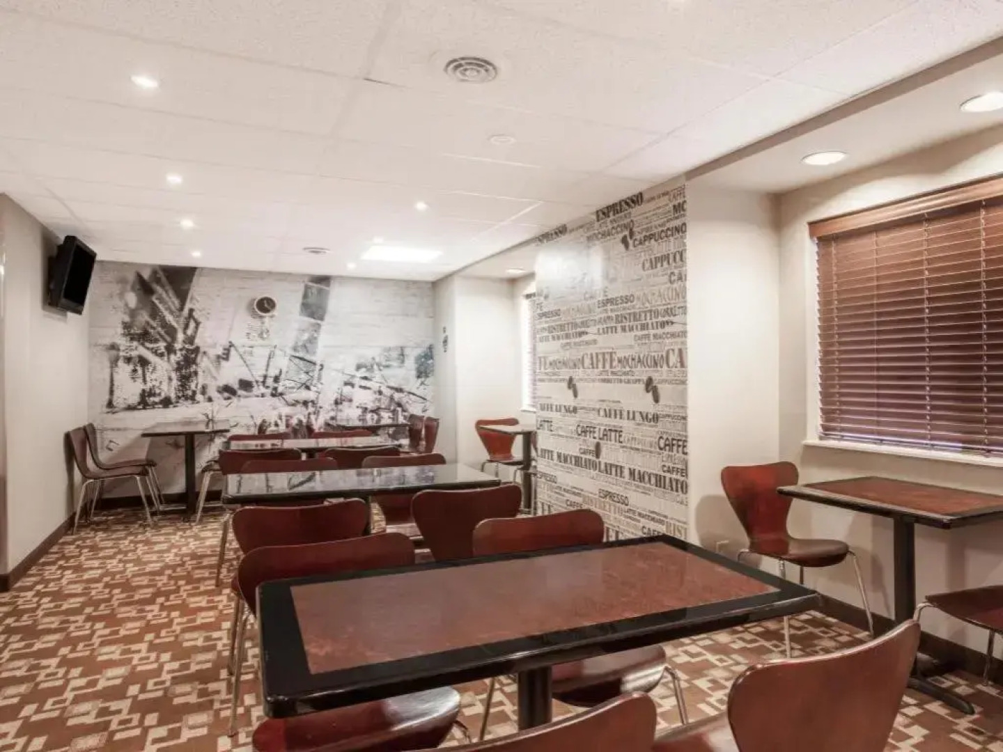 Super 8 Schenect/Albany Area