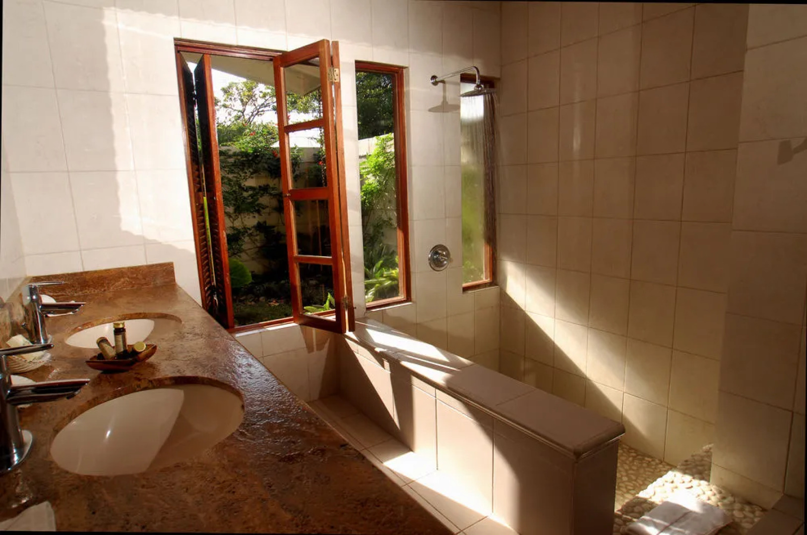 Crater Valley Boutique & Spa