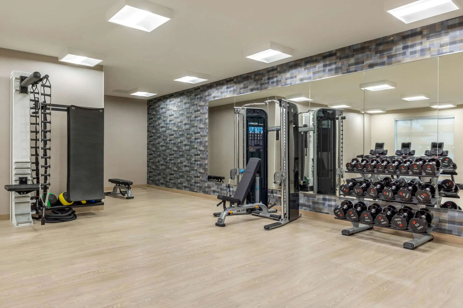 Cambria Hotel Milwaukee Downtown