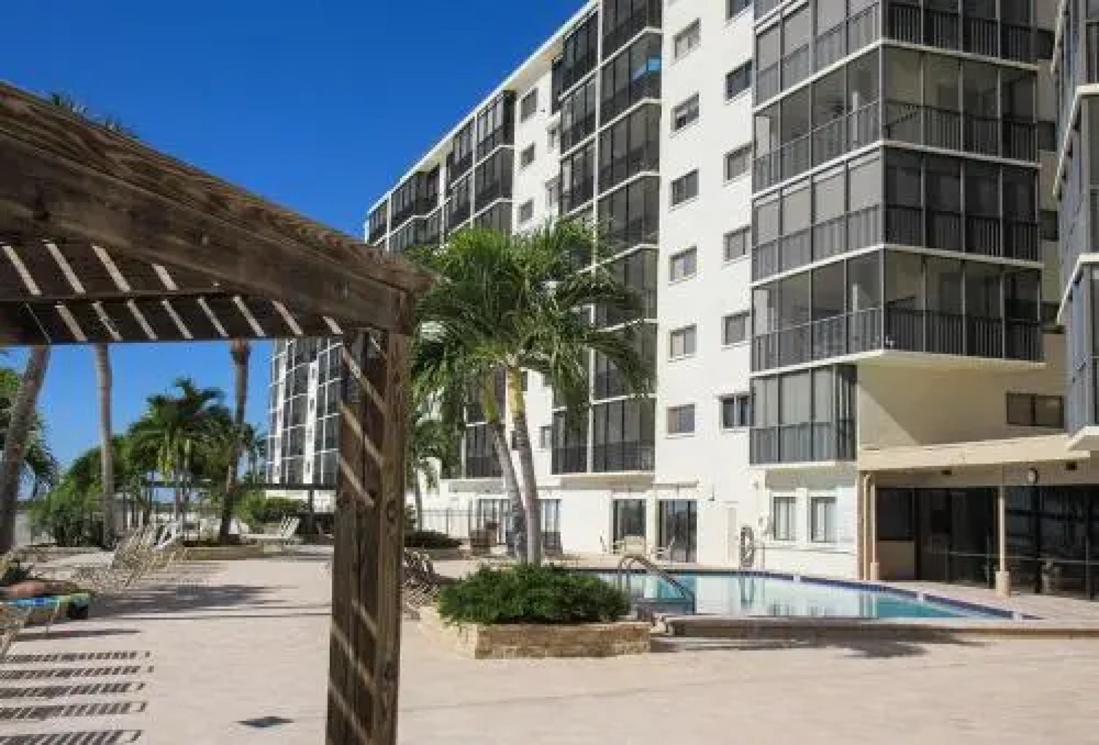 Carlos Pointe #211 Apartment