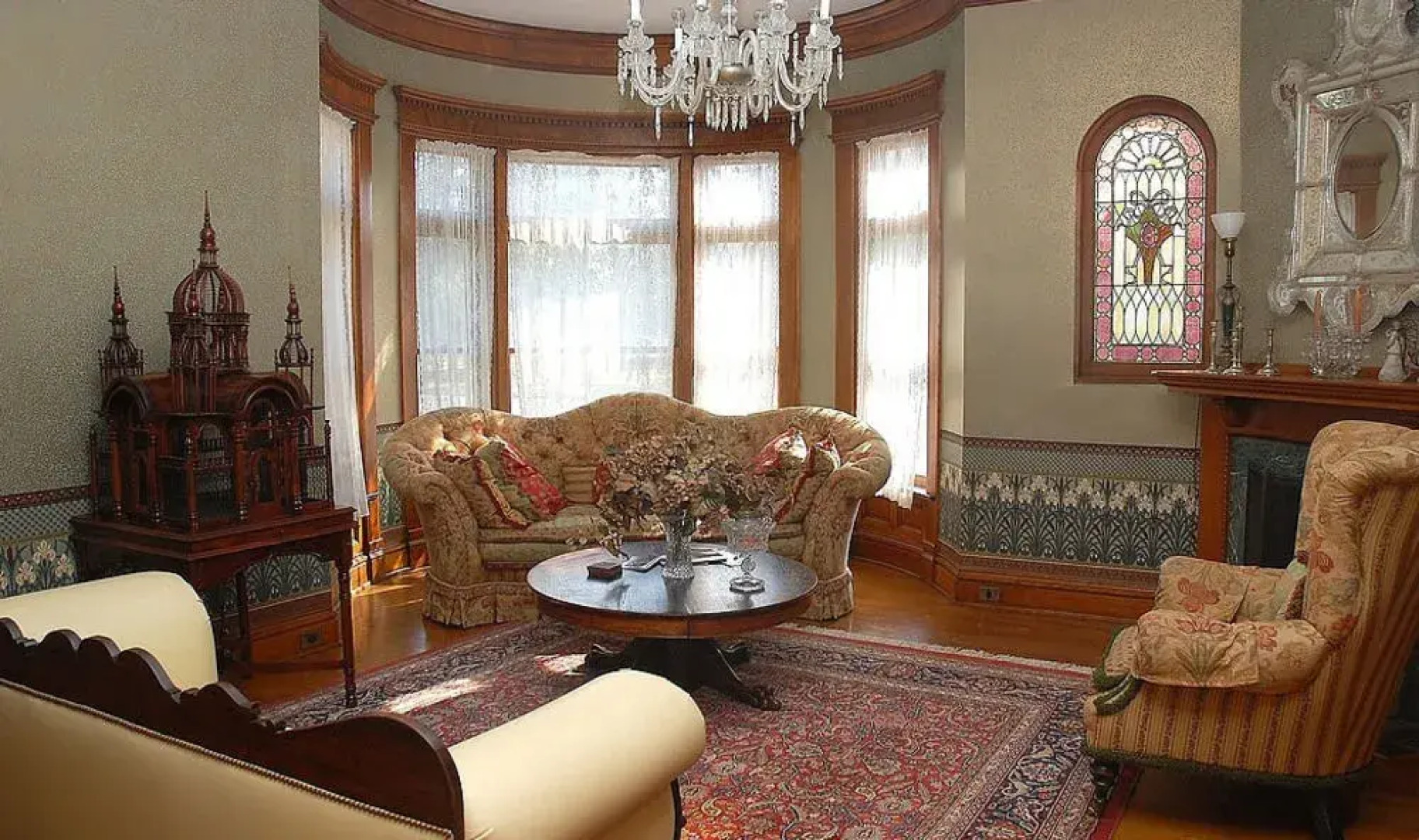 The Grand Anne Bed and Breakfast