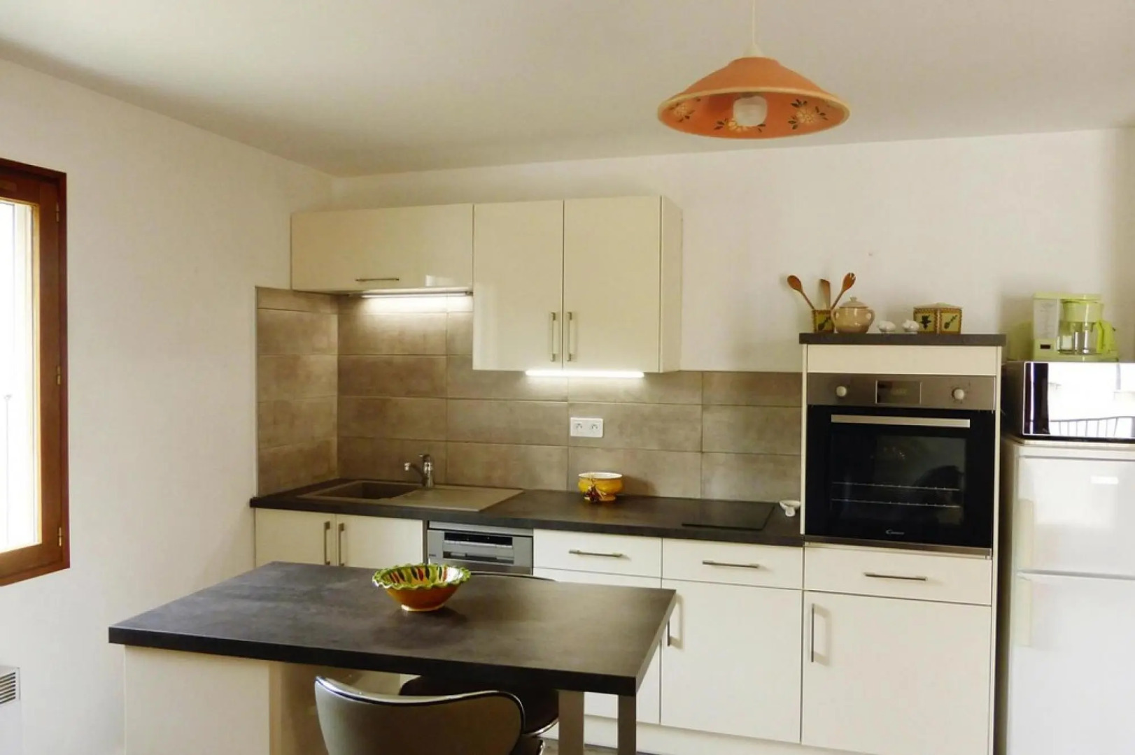 Cosy Holiday Flat With Communal Pool, Malaucène