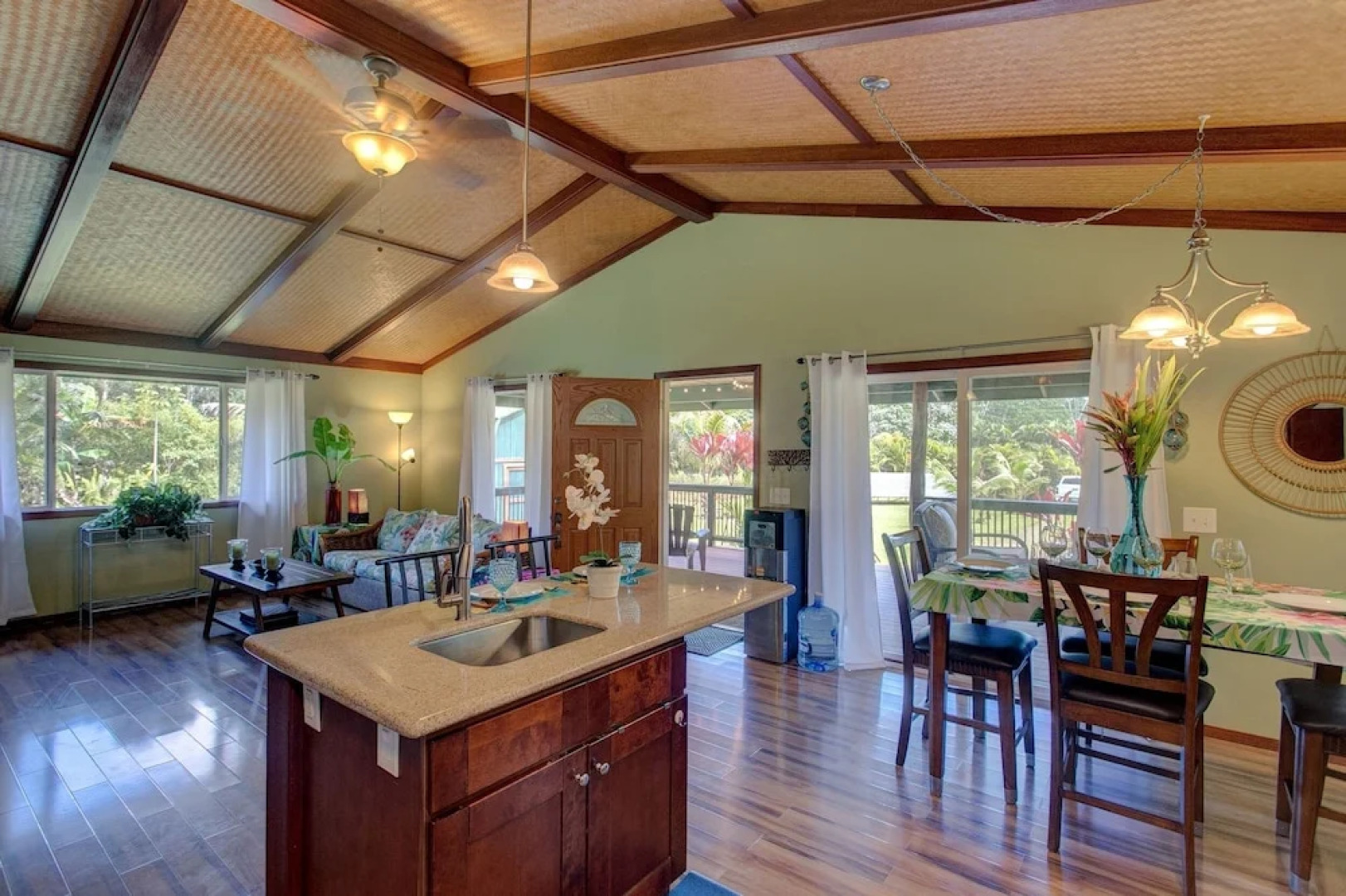 The Coqui Shack 2 Bedroom Cabin by Redawning