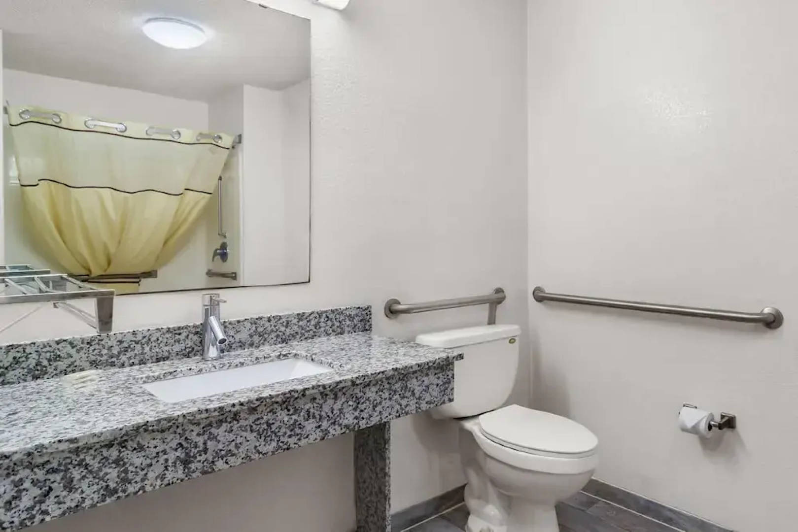 Travelodge Suites MacClenny