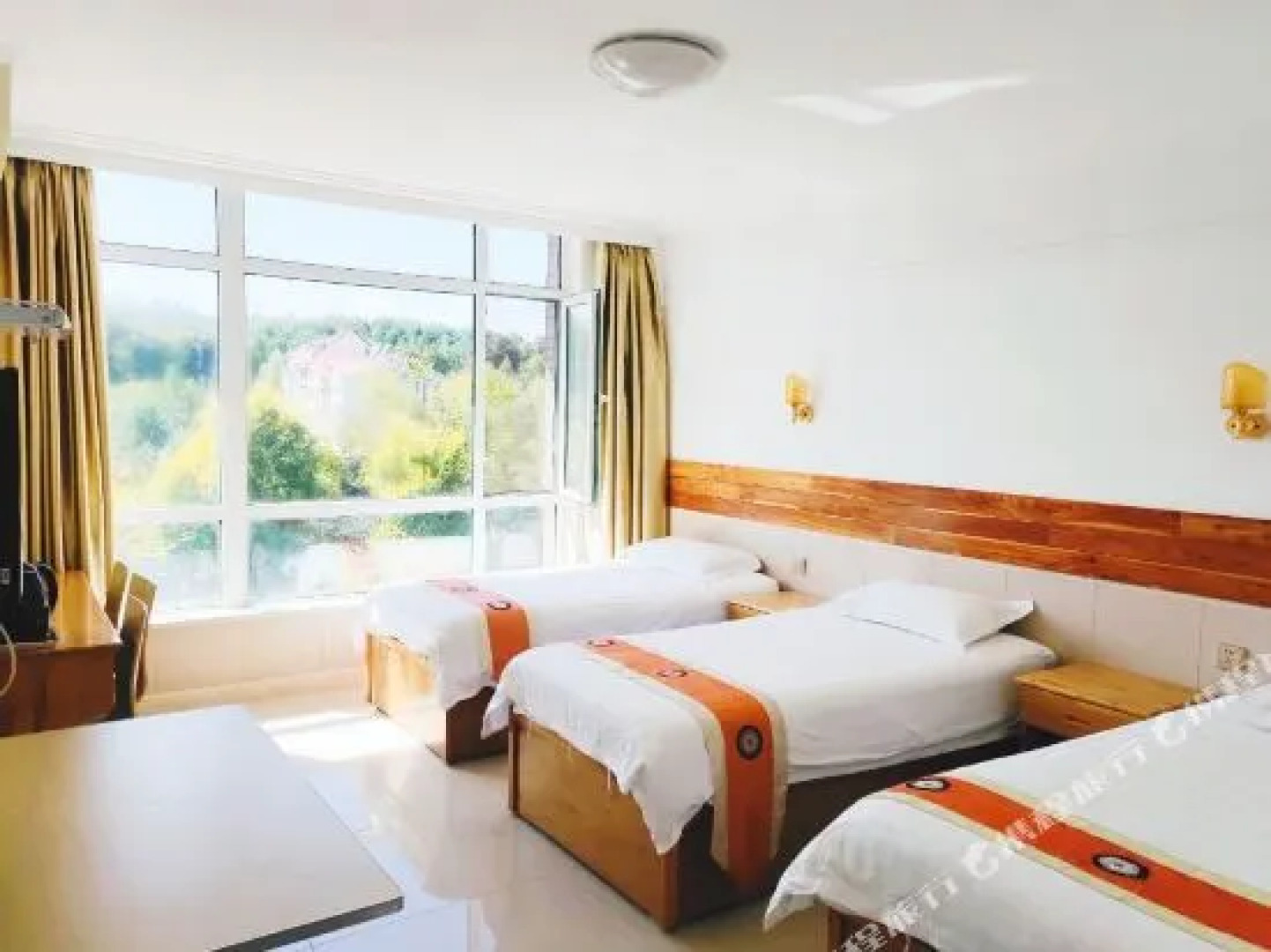 Changbaishan Tianranju Hotel