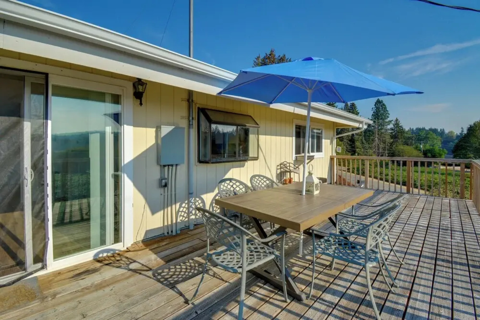 Relaxing Poulsbo Duplex w/ Liberty Bay Views!