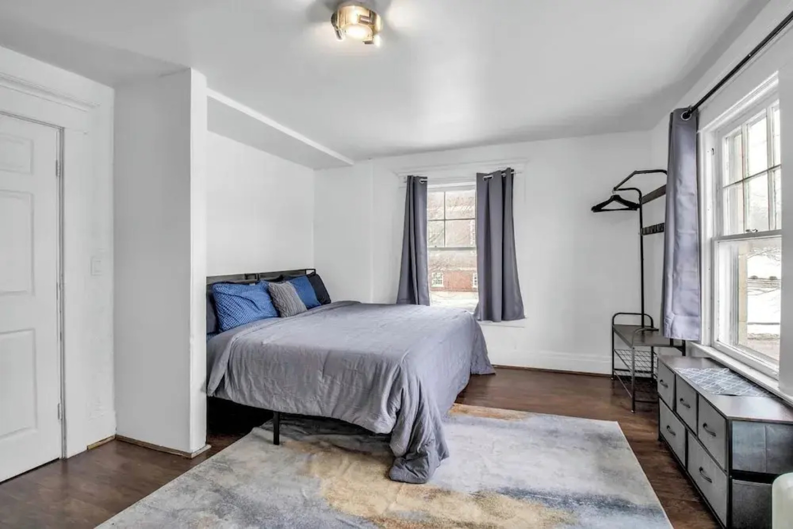 Cozy 3BR Near UB & Niagara Falls - Pet Friendly