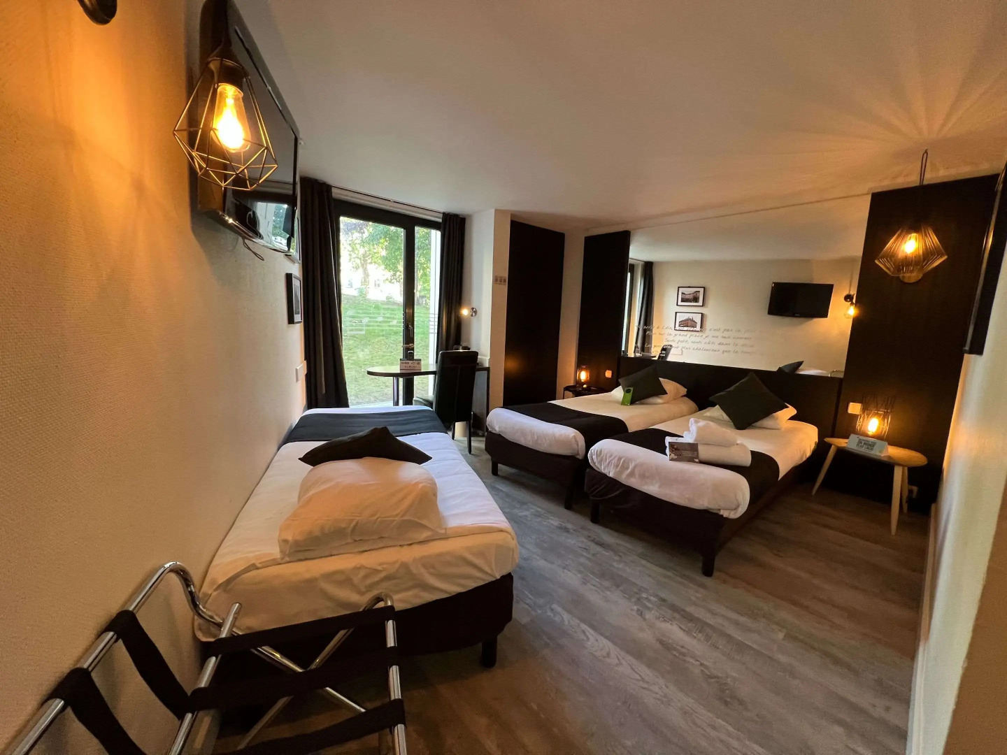 Logis Hotel Restaurant des Acacias Lille Tourcoing