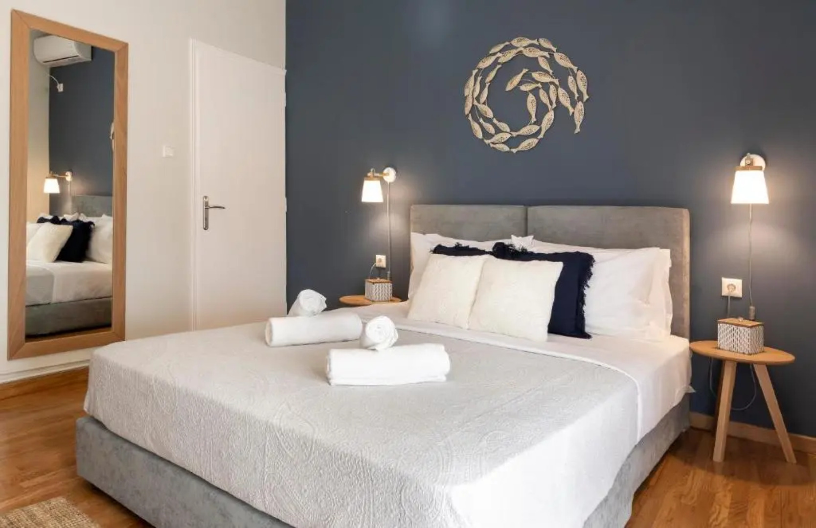 “Dandelion” apartment with an Acropolis view