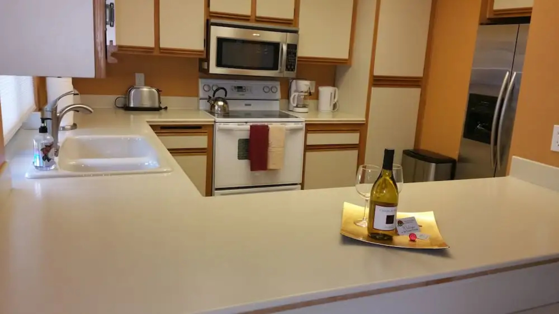 Best Value in Palm Springs for 4 Persons City License146,17751,17753,17754,17755