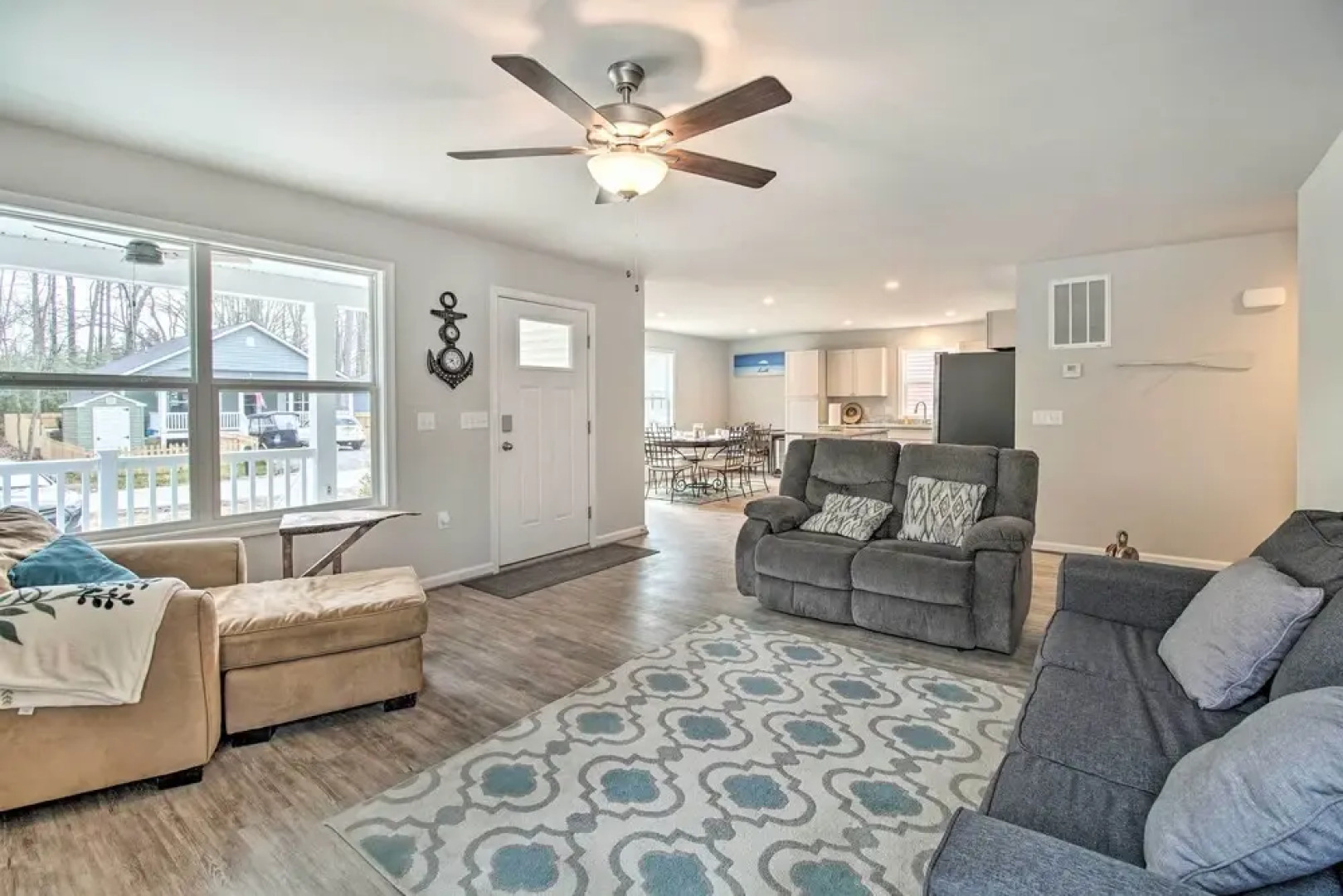 Virginia Getaway - 1 Mi to Colonial Beach!