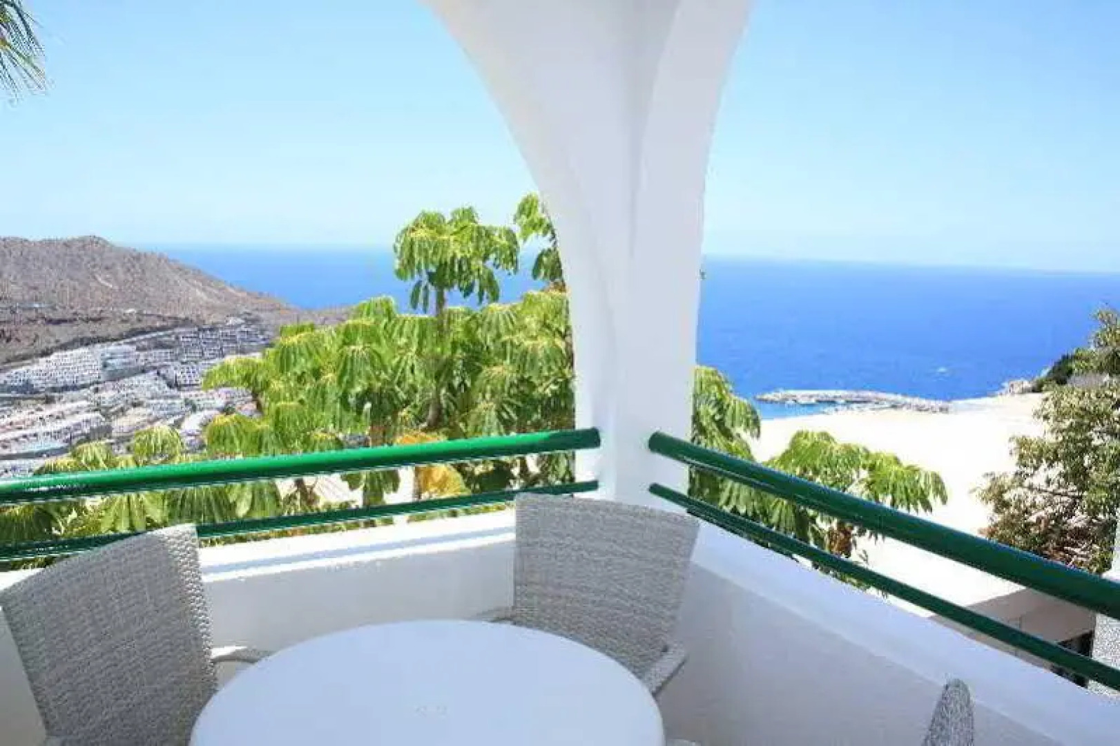 Colinamar Aparthotel