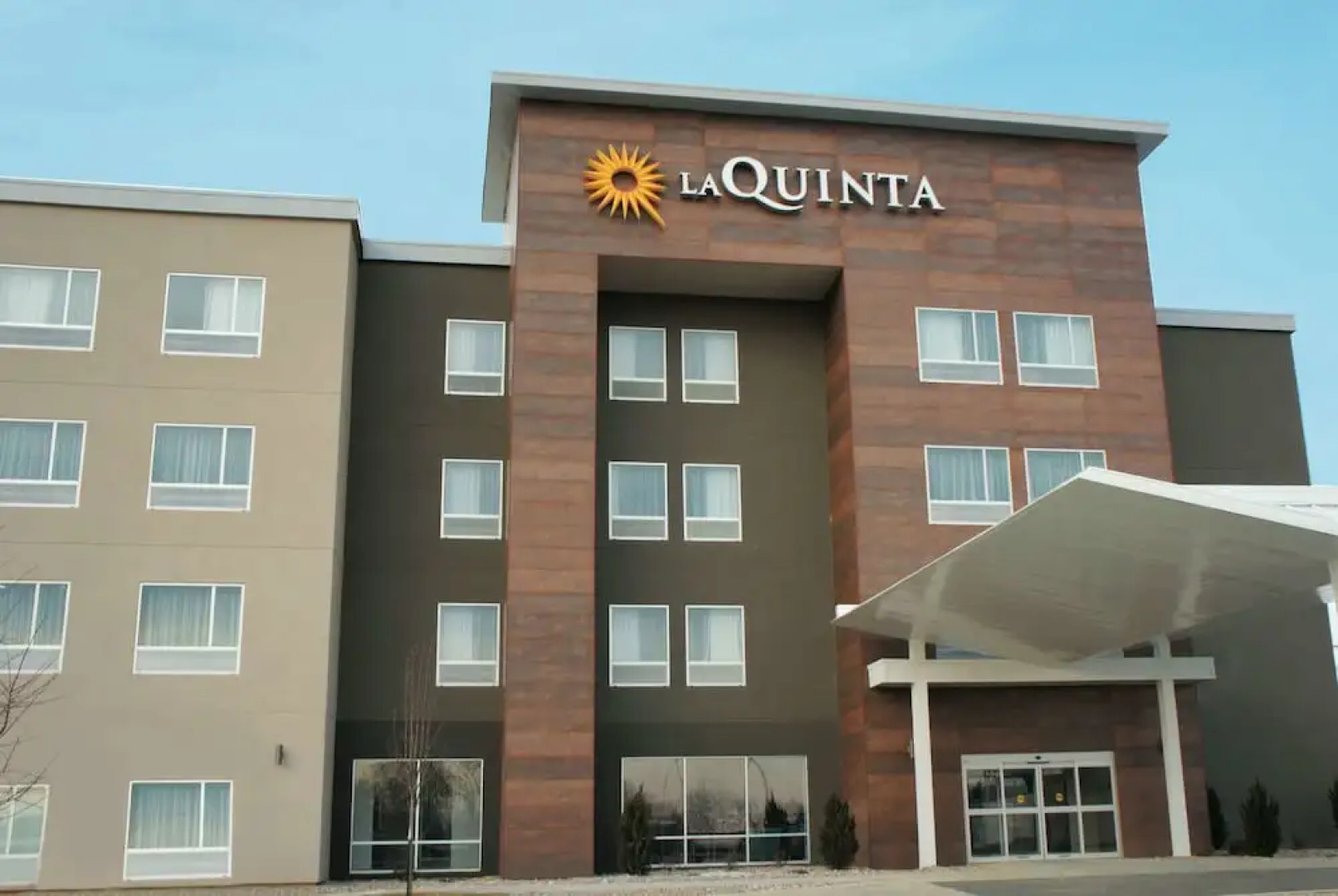 Economy Inn and Suites