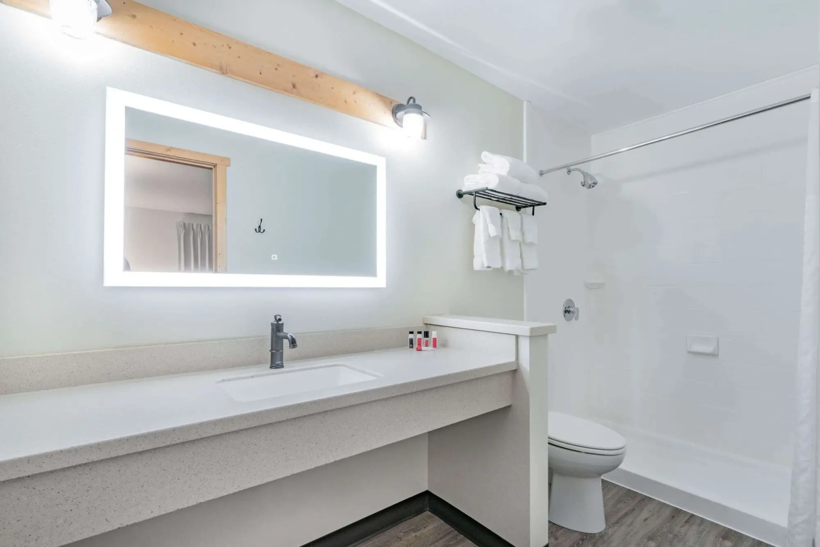 Travelodge by Wyndham Lovell/Bighorns