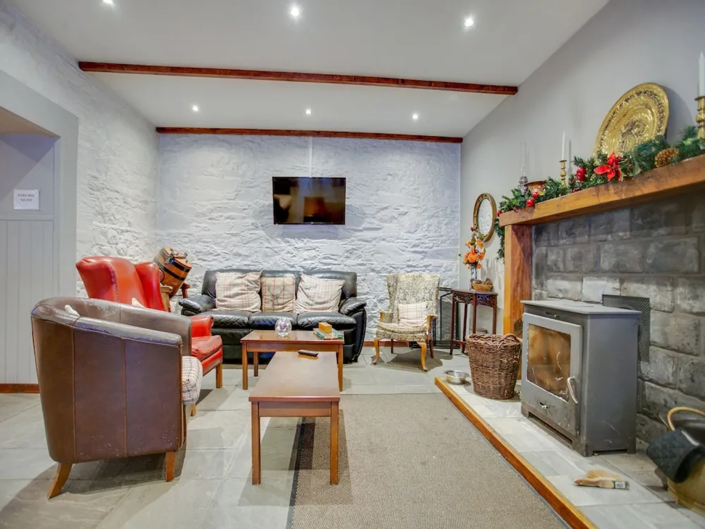 The Murray Arms Hotel