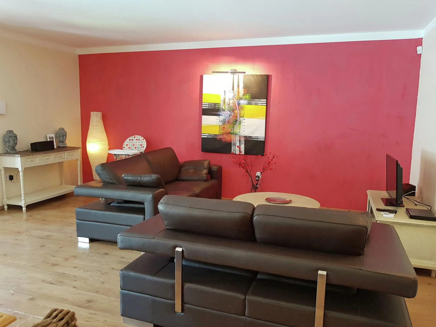 Beautiful Villa in the Vineyard Village of Tavel with Pool