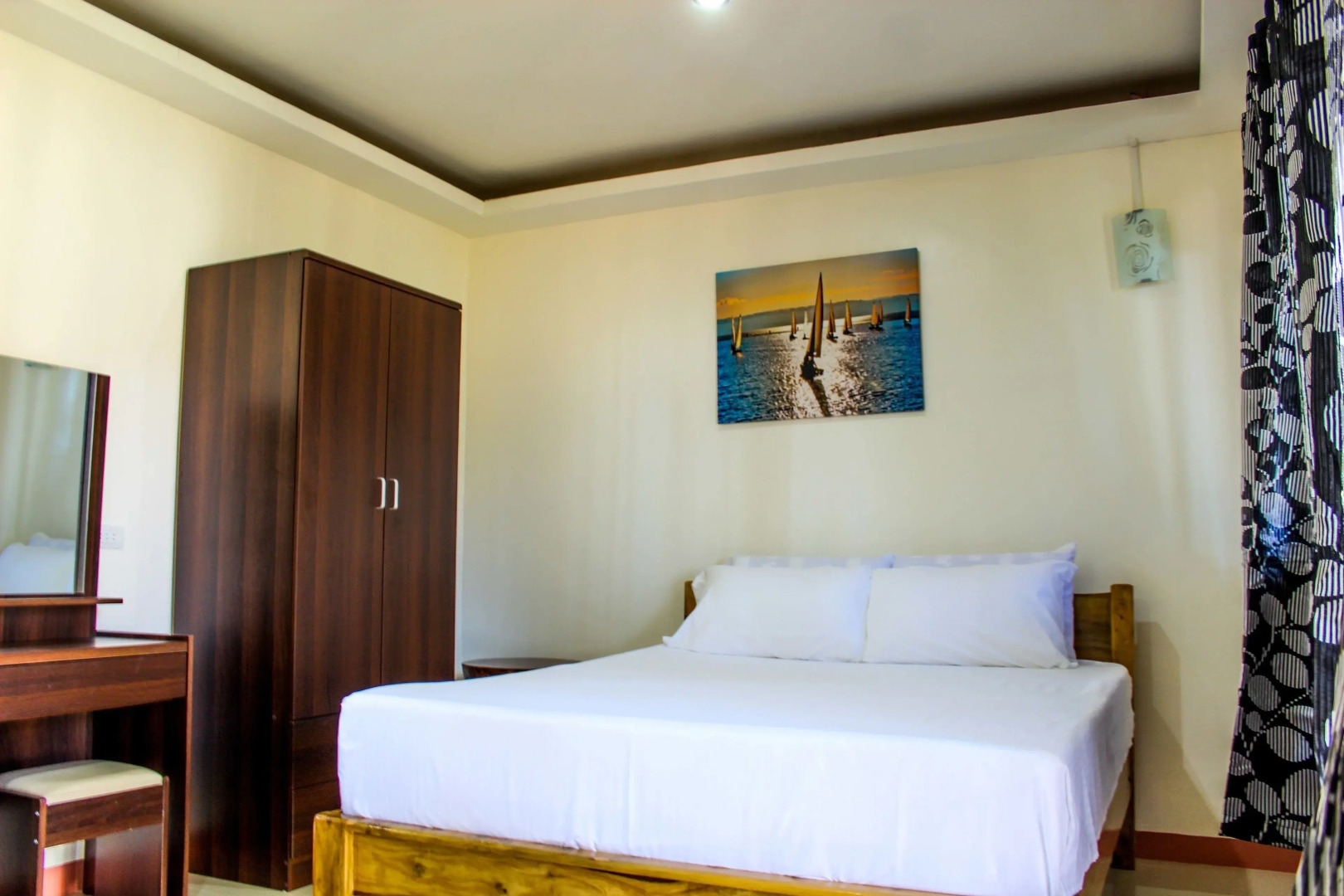 Aloha Seaside  Resort