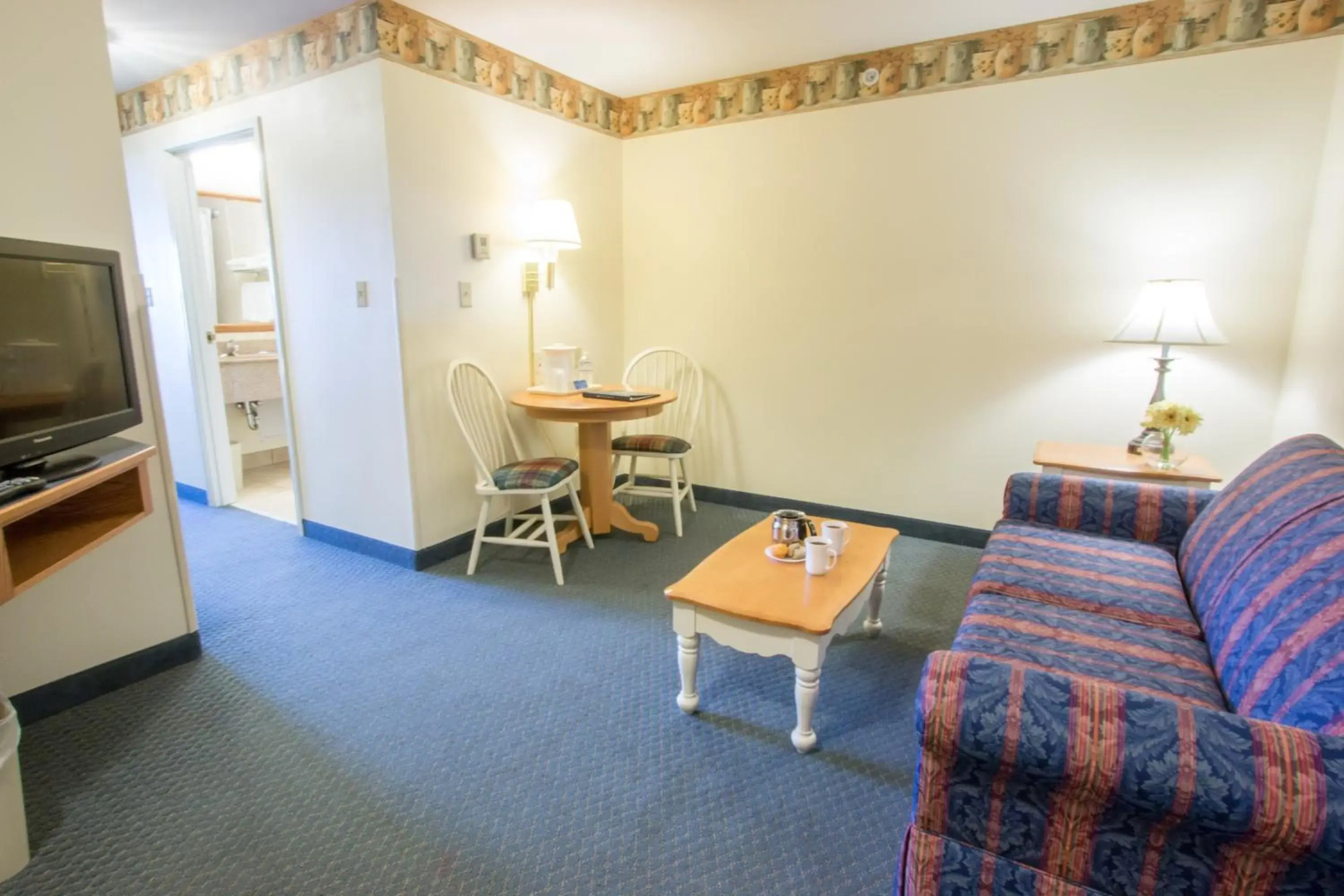 Blue Gate Garden Inn