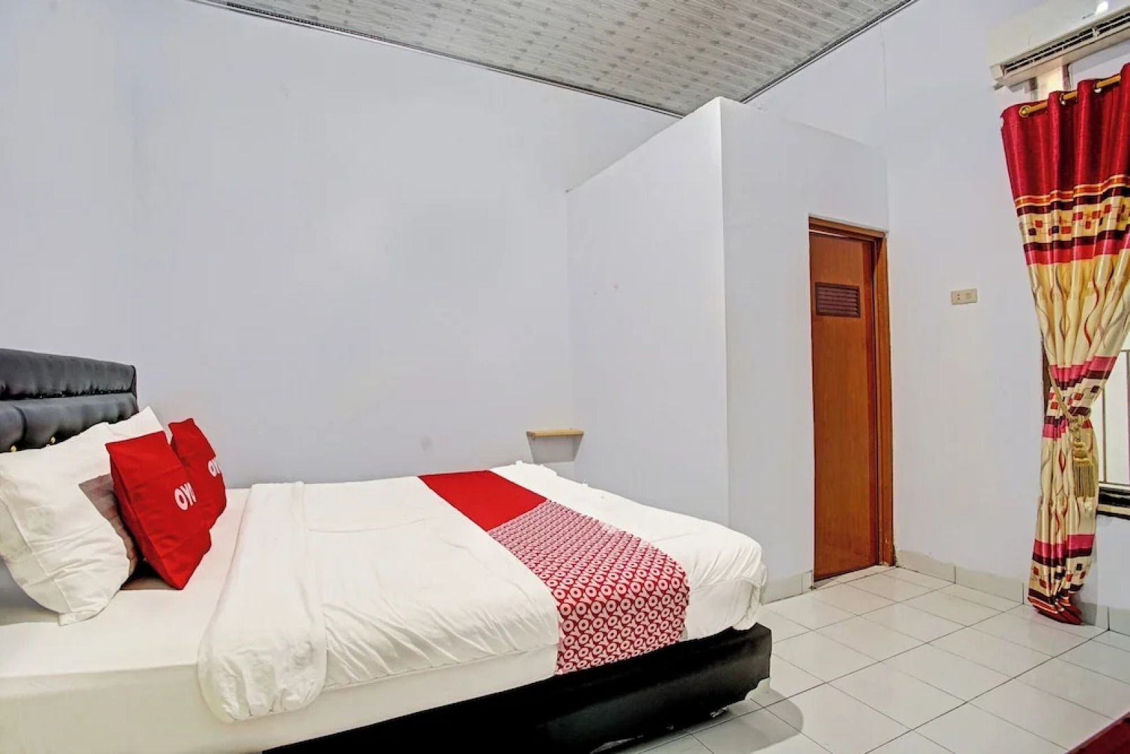 Wisma Amalia Syariah by OYO Rooms
