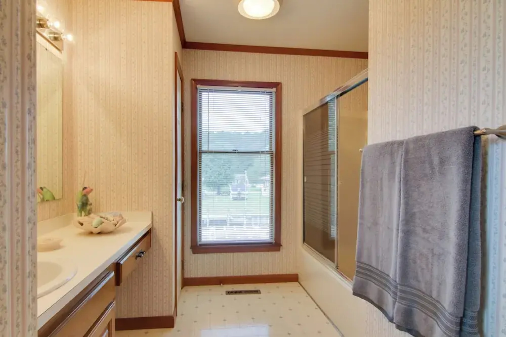 Canal-front Getaway w/ Deck & Dock in Ocean City