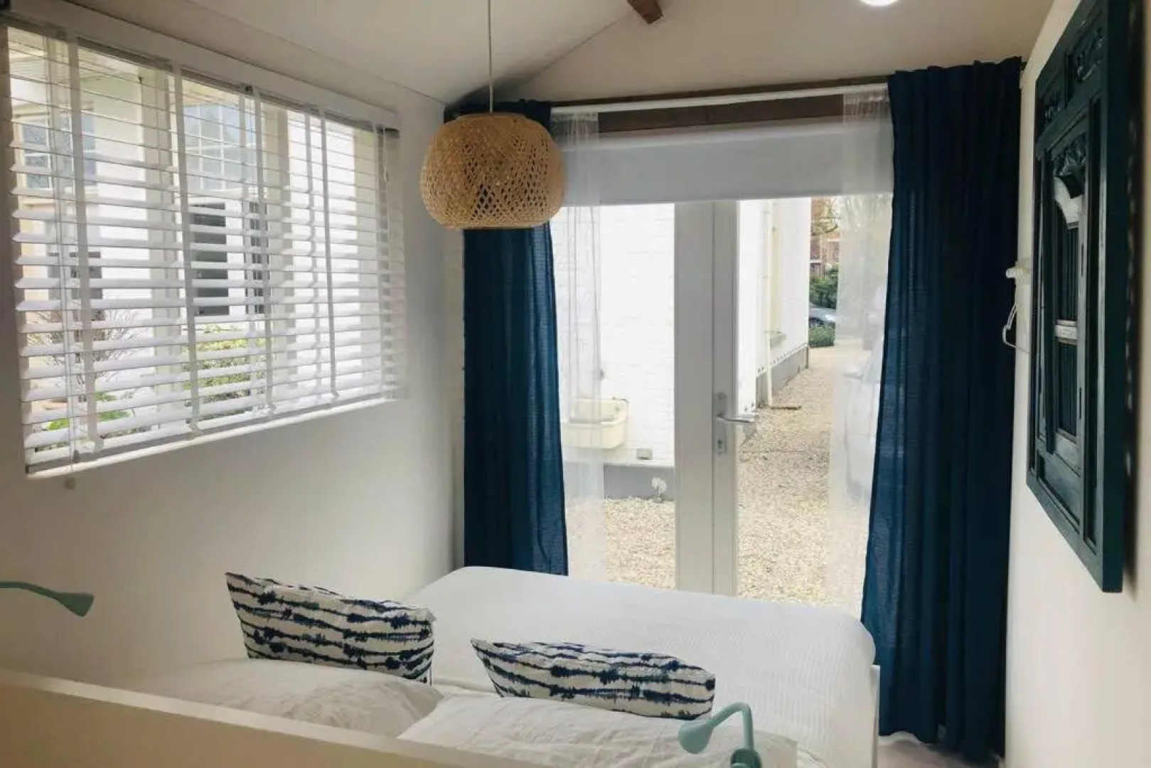 Tiny house in tuin van de statige villa Mariahof