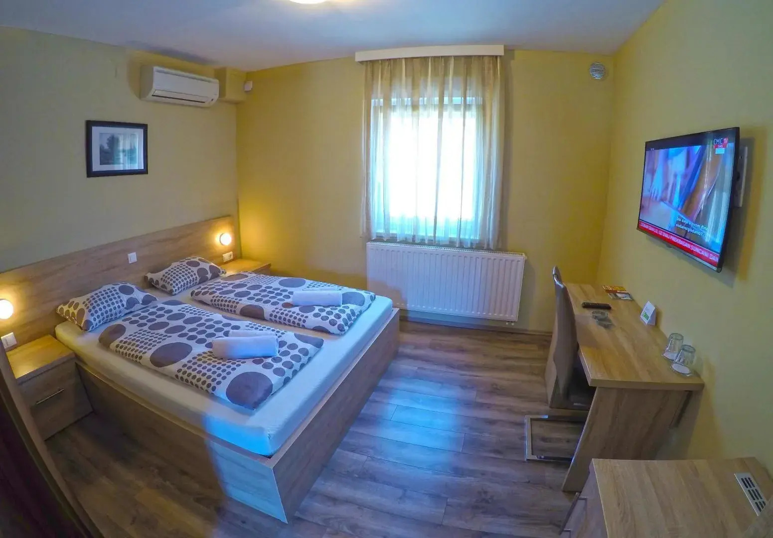 Apartments and Rooms Rea