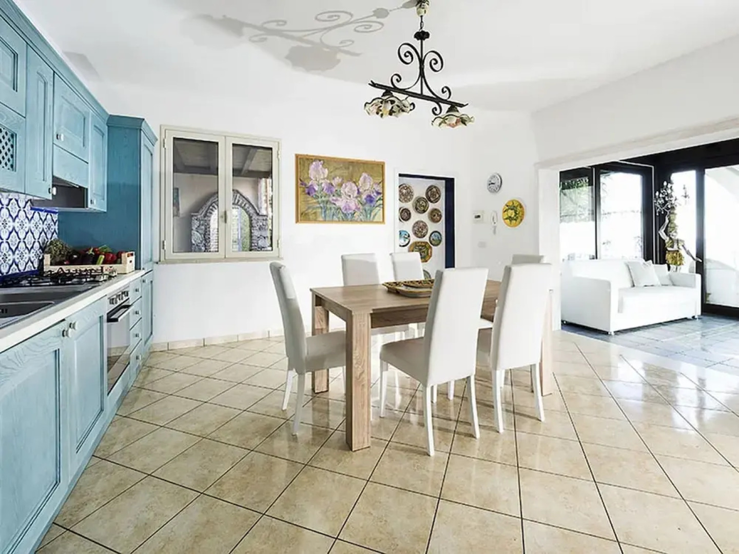 Exclusive Villa With Panoramic Swimming Pool and Hot Tub, Near the Sea