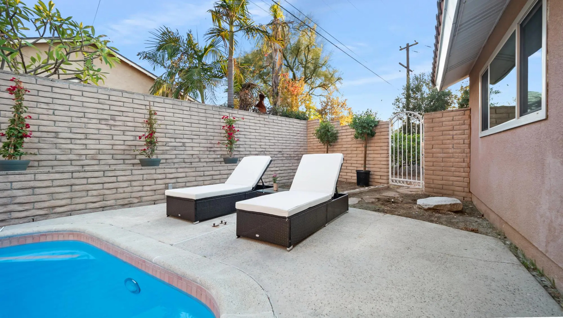 Heated Pool & Spa ensuite Villa