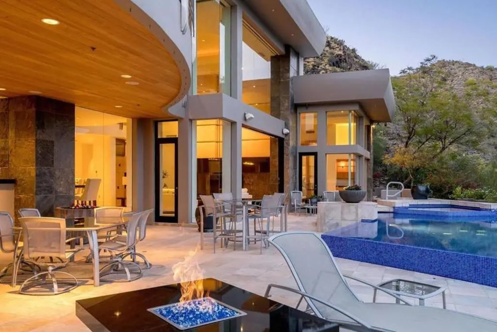 Black Rock by AvantStay Modern Masterpiece w Panoramic Views Infinity Pool