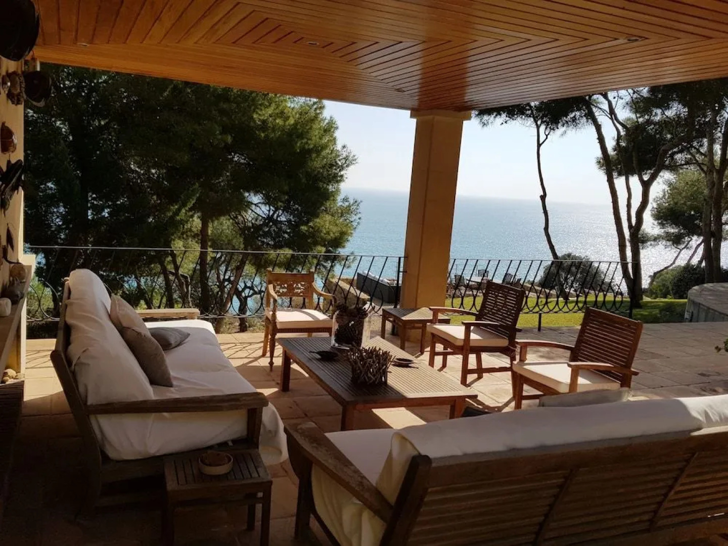 Guest house of Villa Tamarit