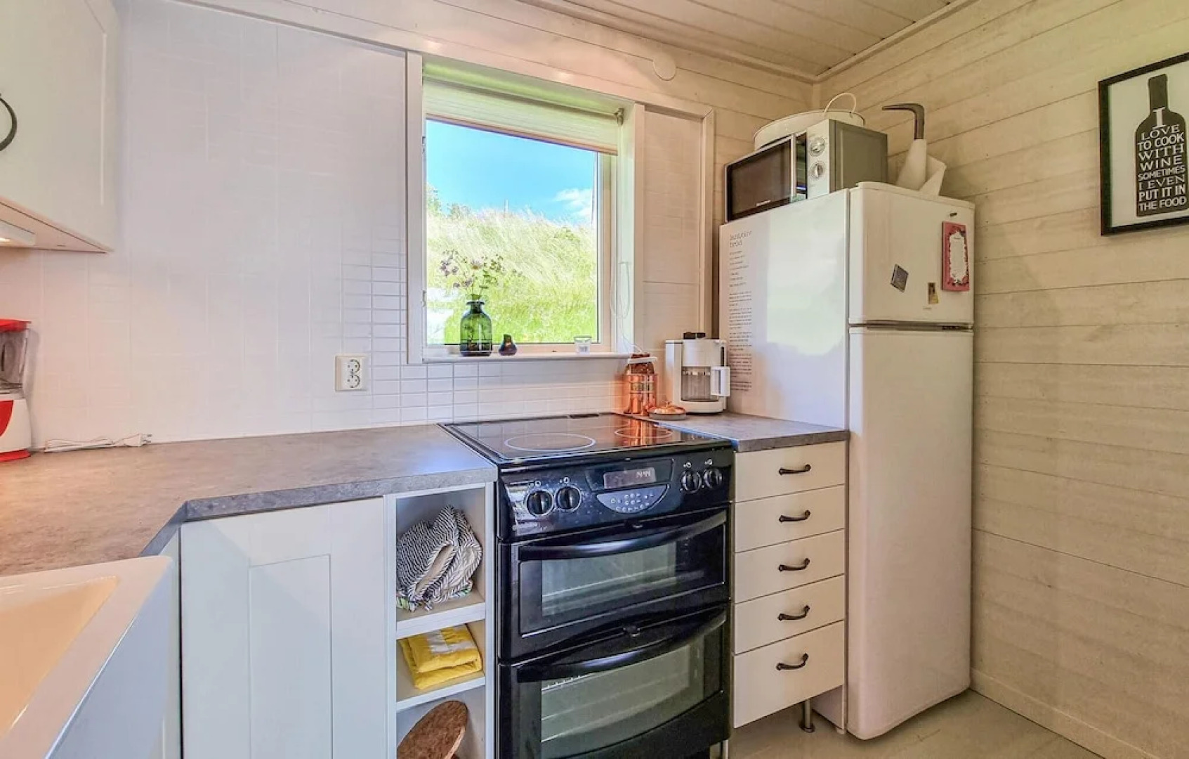 Awesome Home in Lekeryd With Wifi and 3 Bedrooms