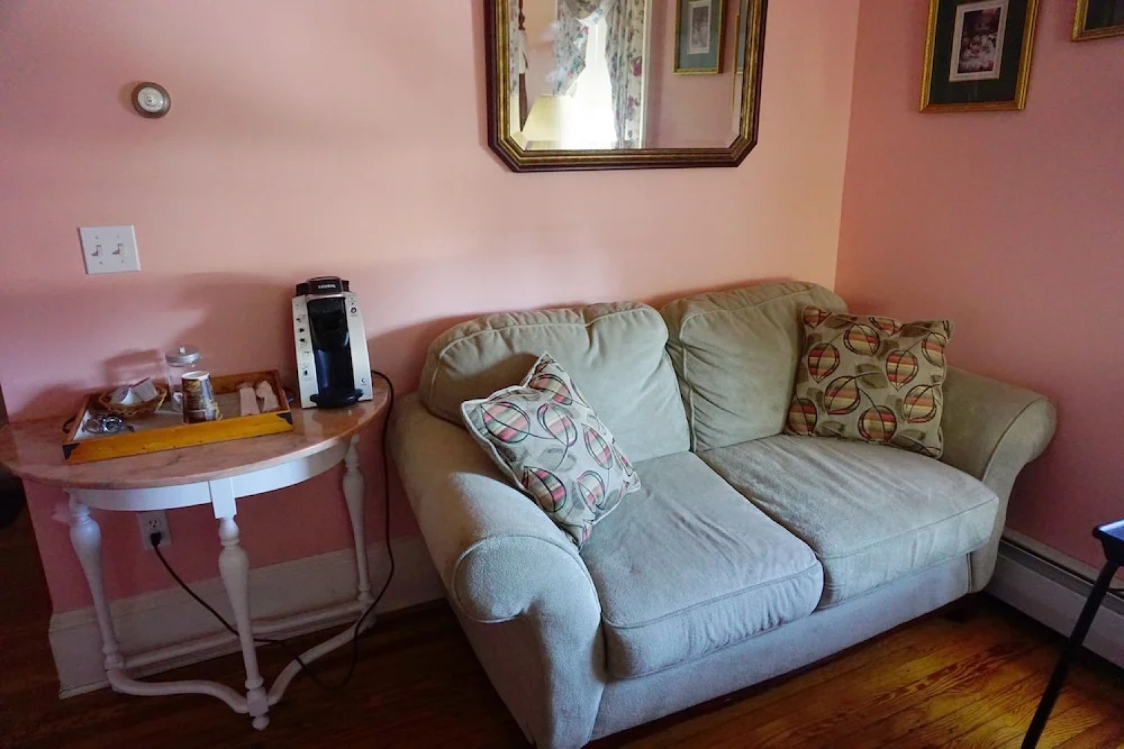 The Carriage House Inn