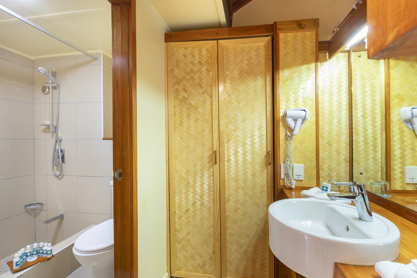 The Rarotongan Beach Resort & Lagoonarium