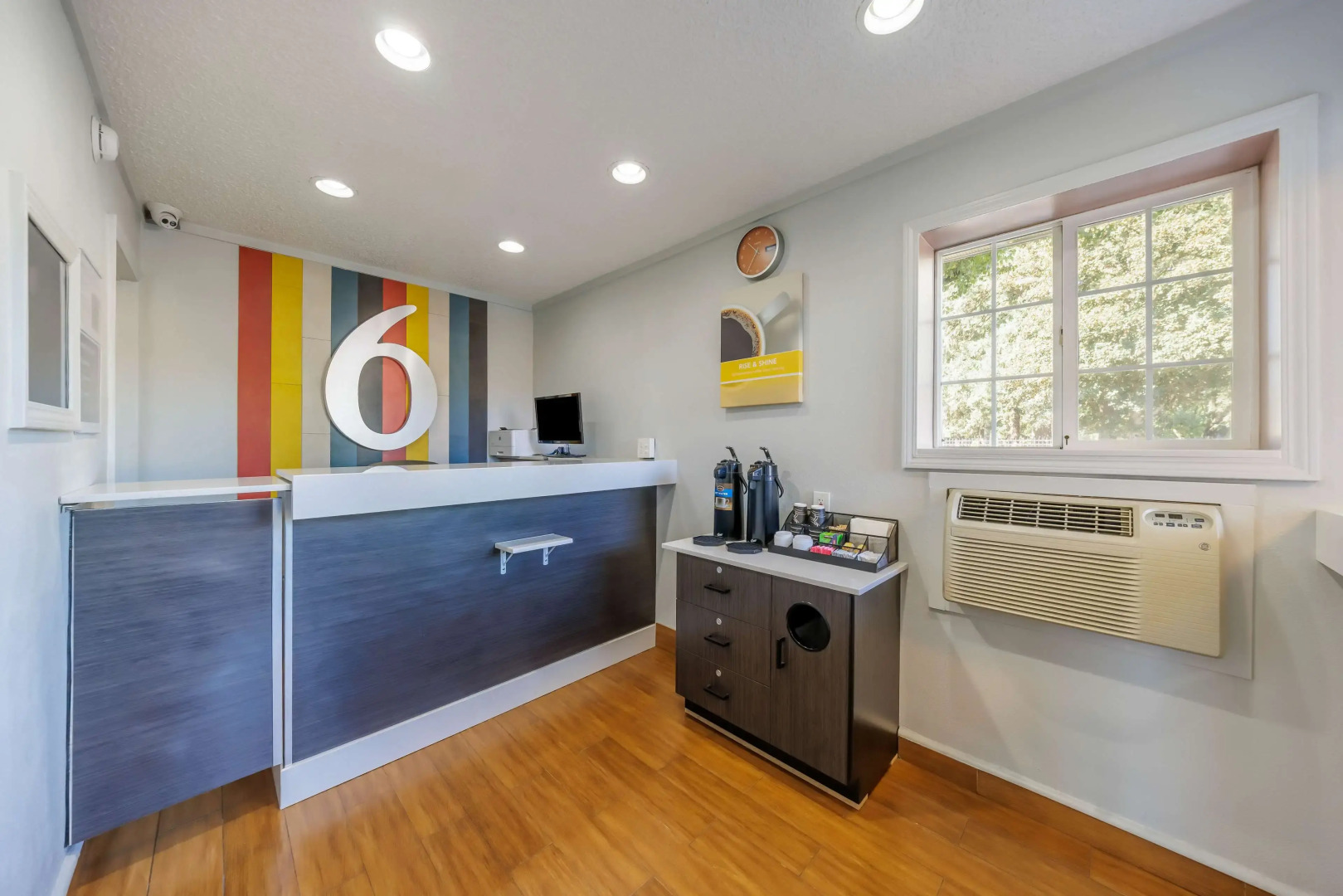 Motel 6 Portland, OR - Southeast