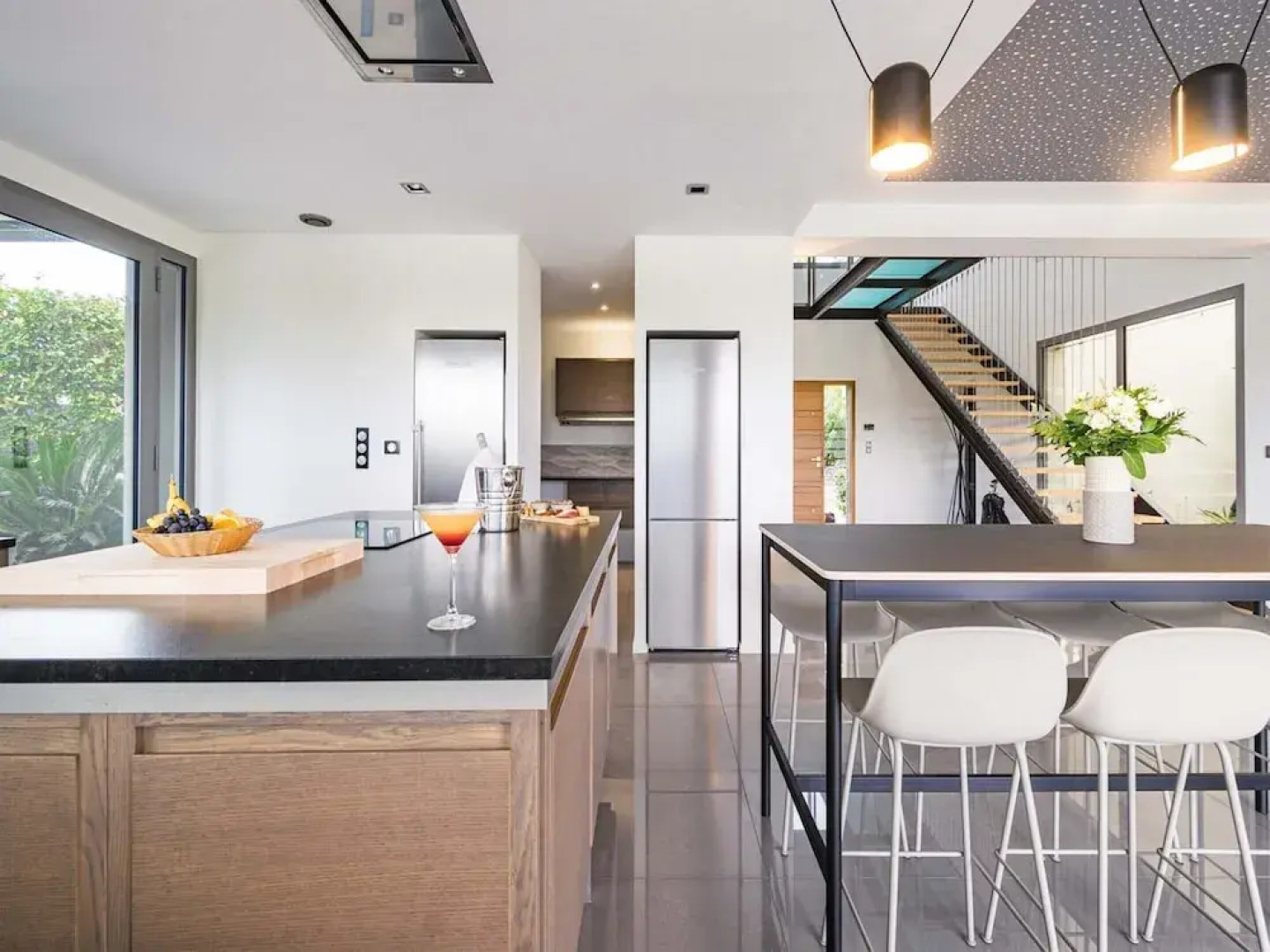 Villa 4 Bedrooms 8 PAX