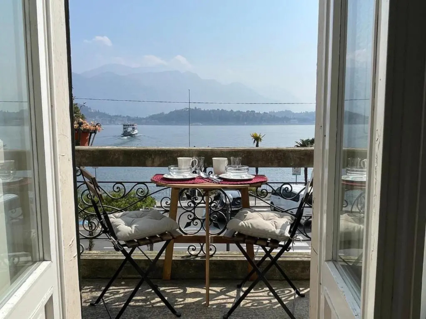 Belle Ile Lake View Suite