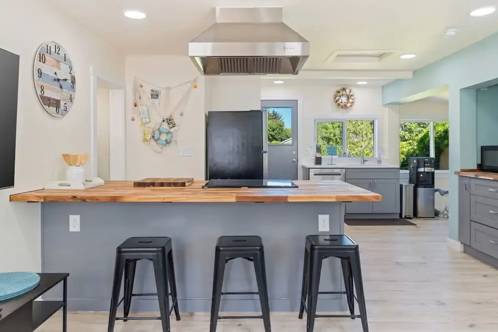 1/2 Mi to Ocean: Copalis Beach Hideaway!