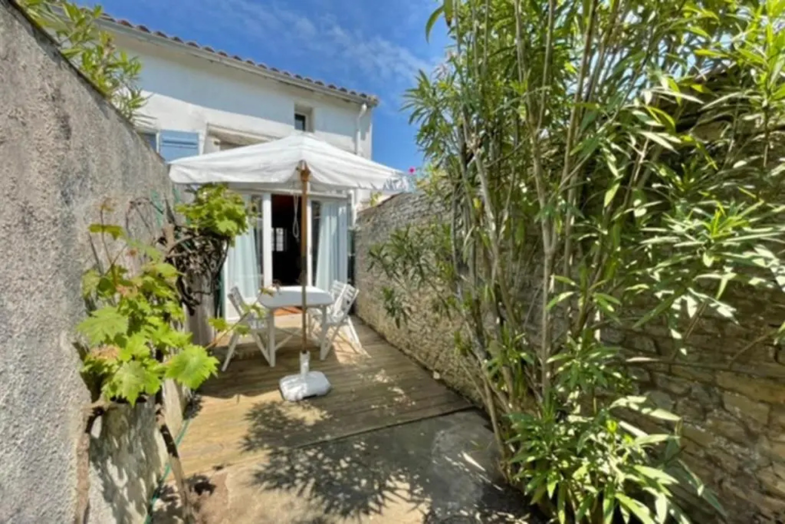 House Rétaise With Garden Close To The Sea
