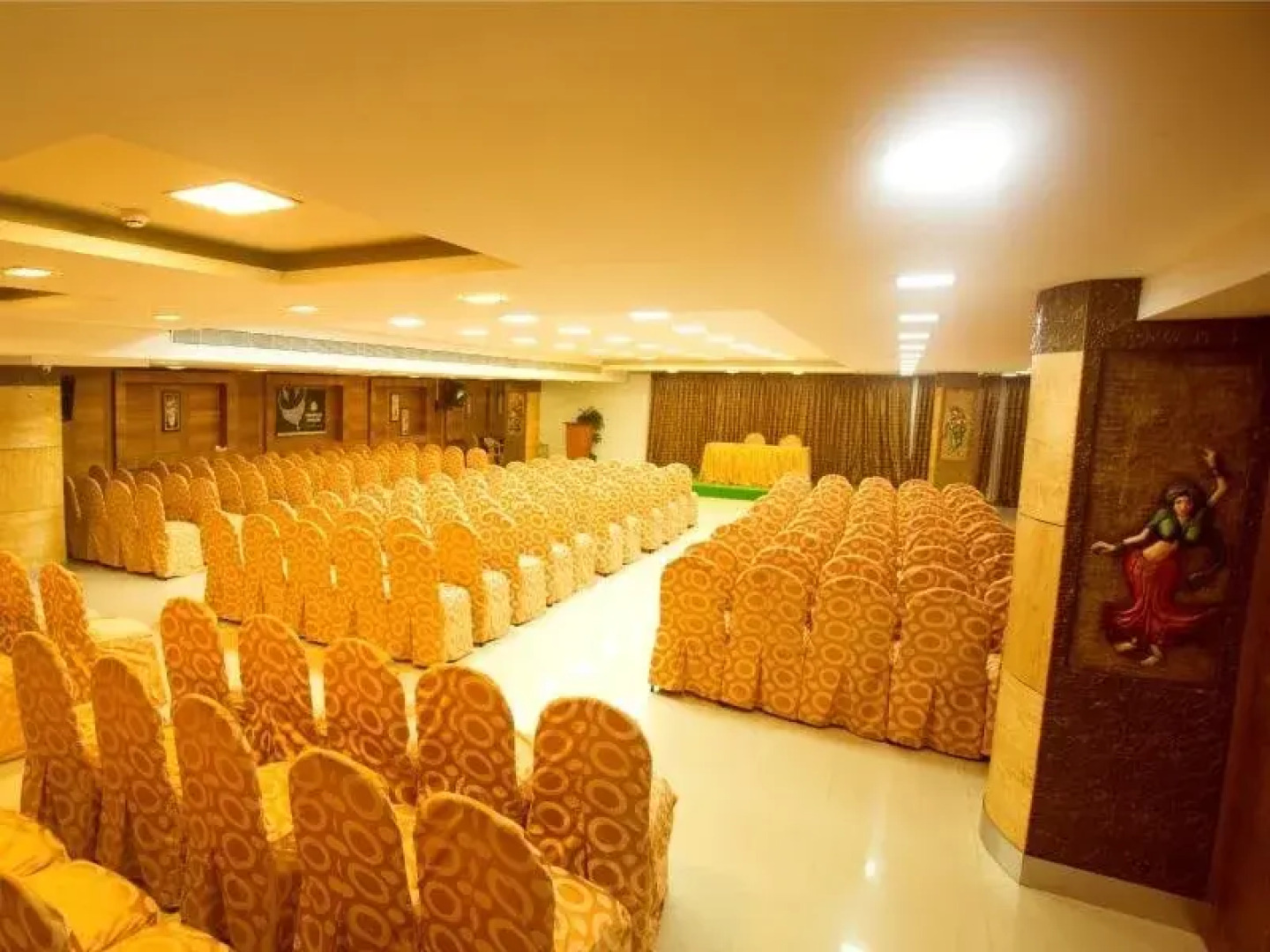 Hotel AMR EVVERGREEN