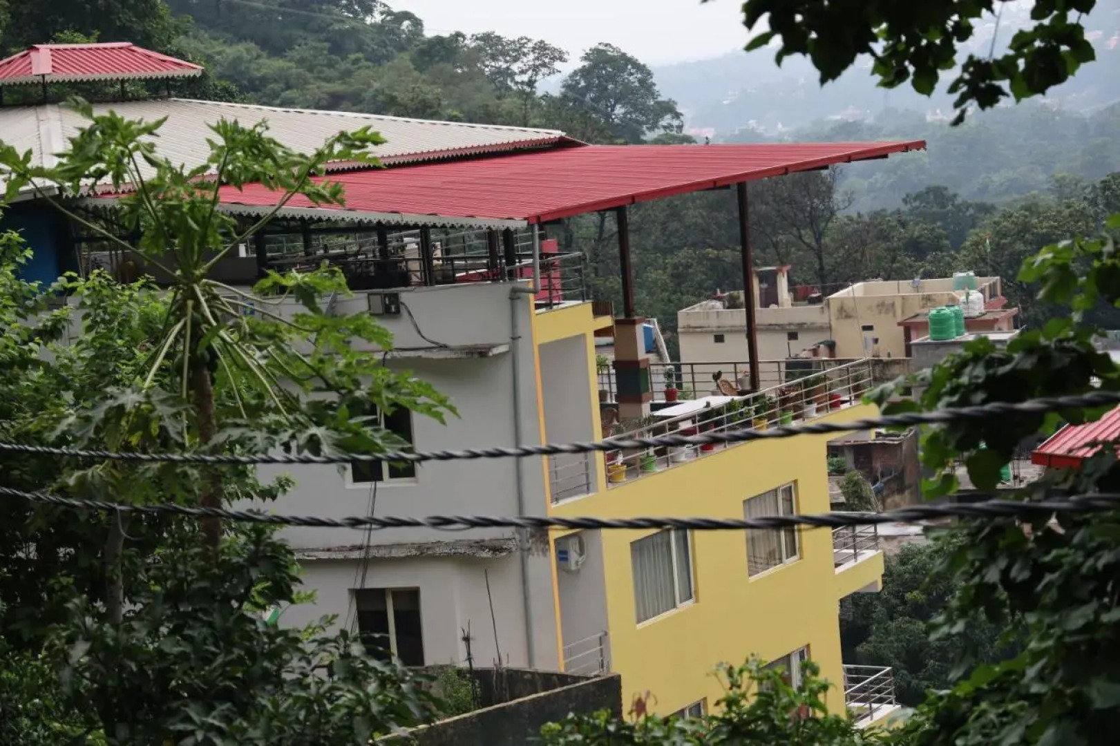 Aroha By Rishikesh - Swimming Pool & Spa