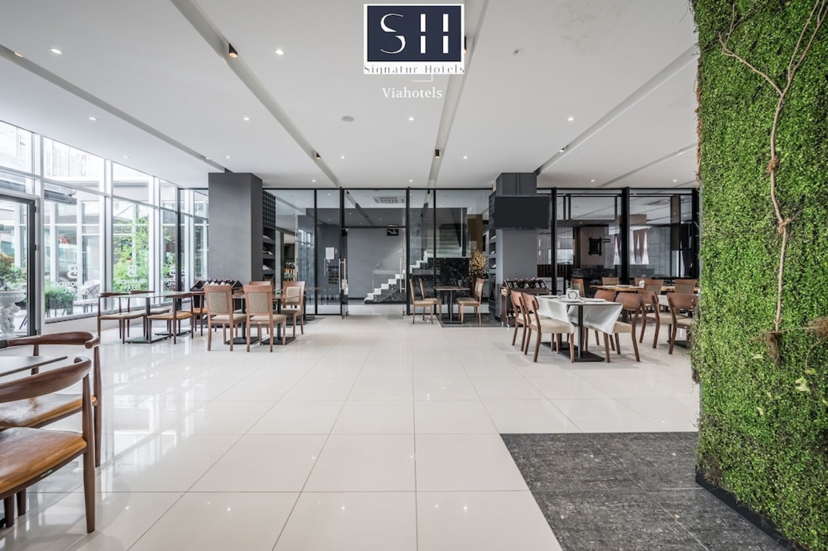 Signature BM Hotel Durres & Beach