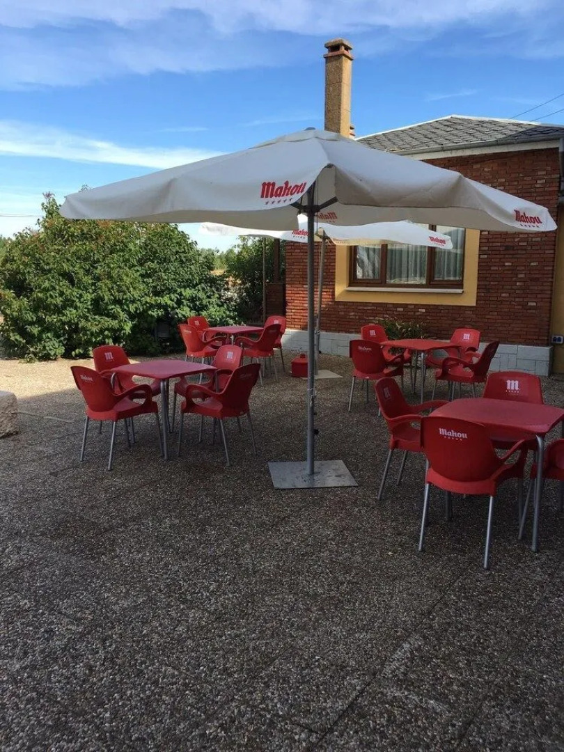 Hostal Restaurante Los Chopos