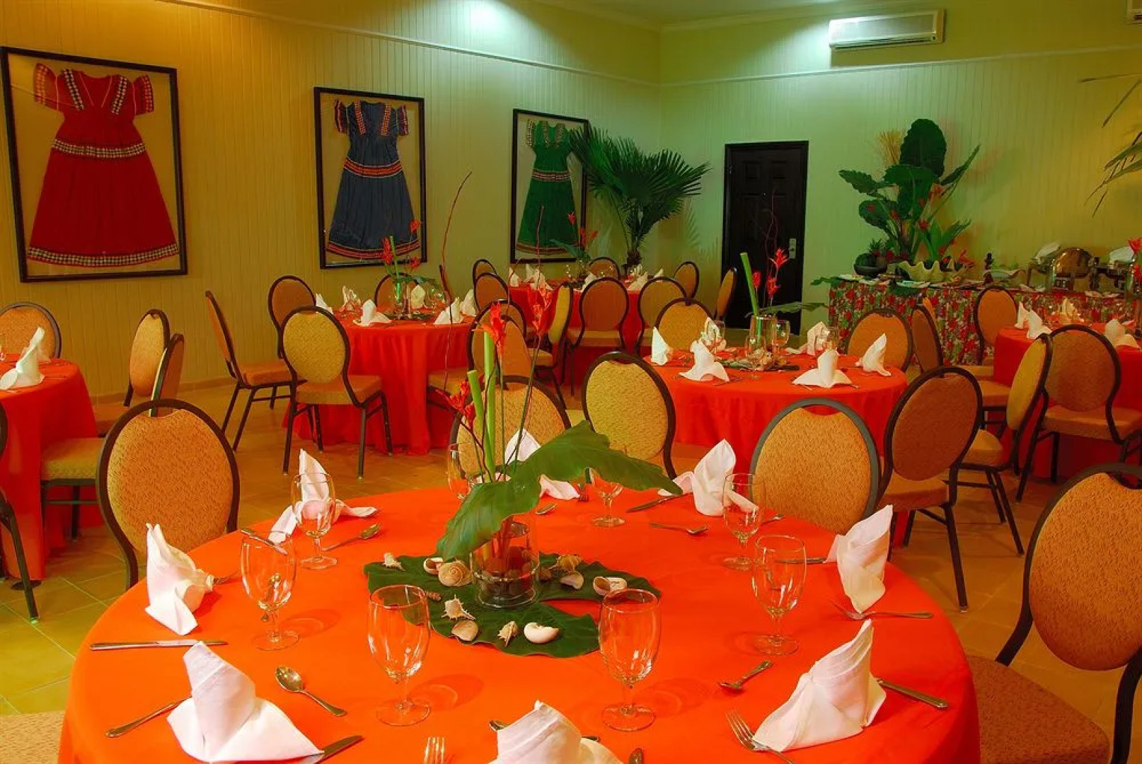 Hotel Playa Tortuga & Beach Resort