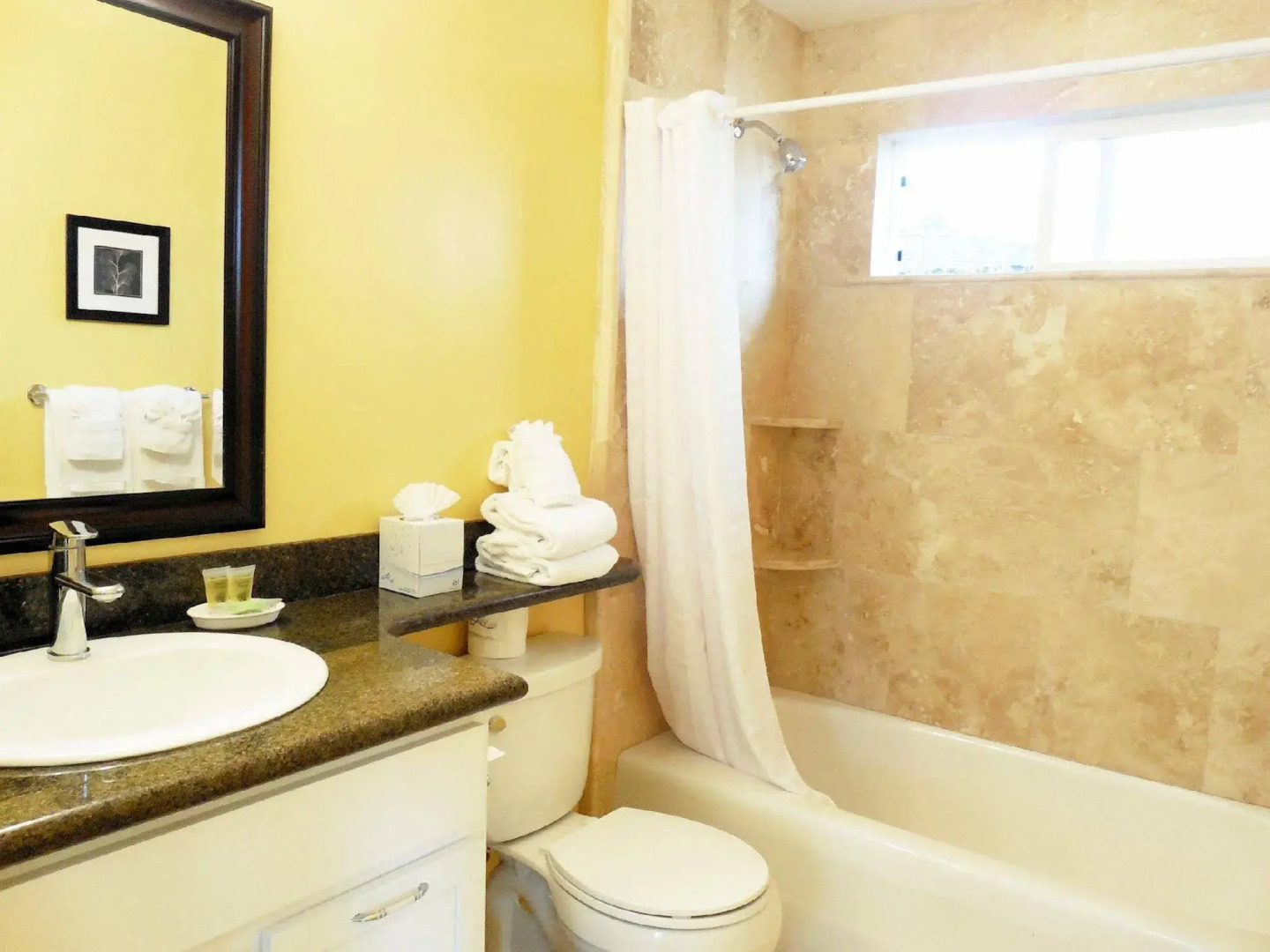 Monterey Peninsula Inn