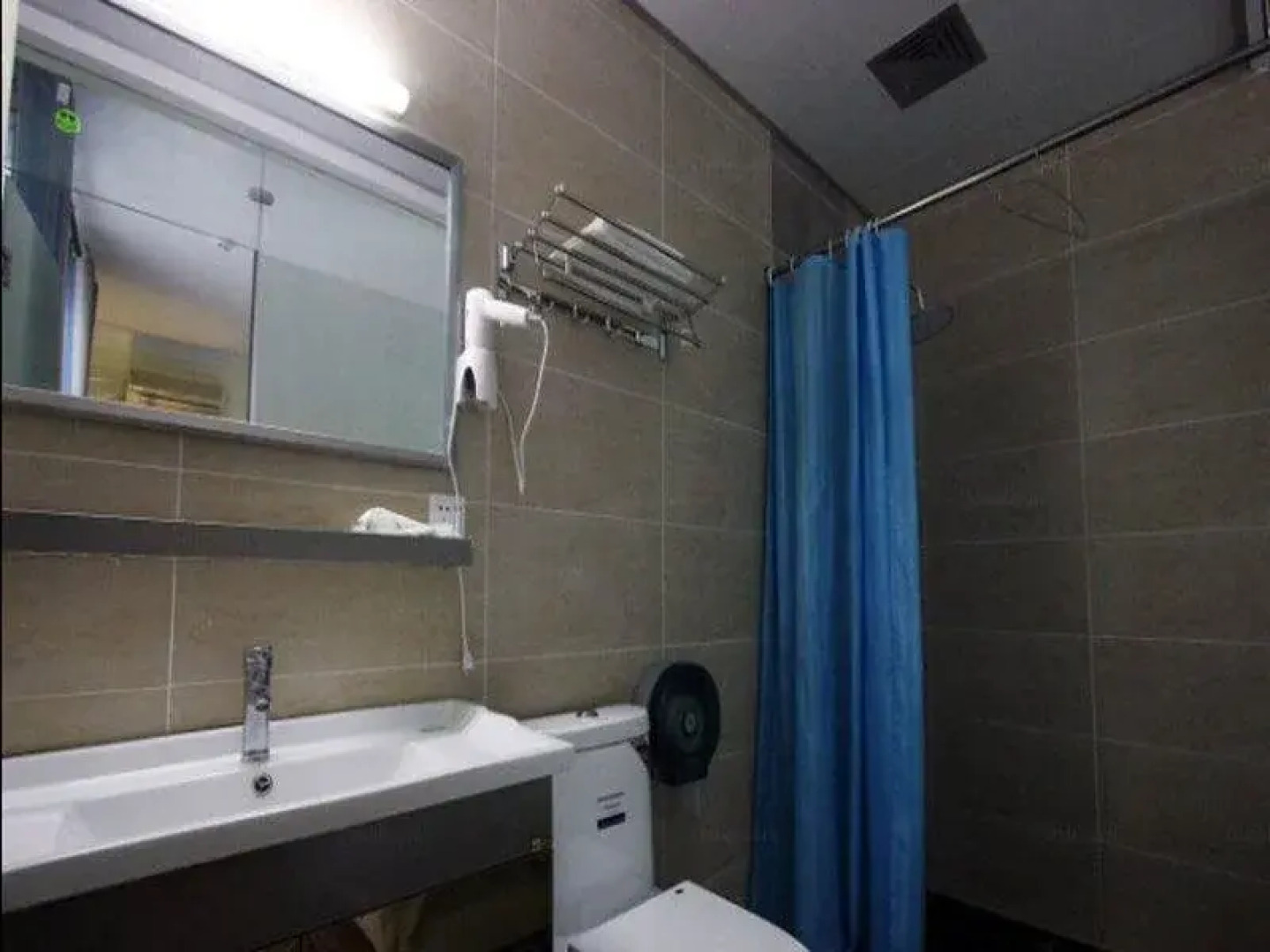 Yangshuo Hillside Garden Hotel