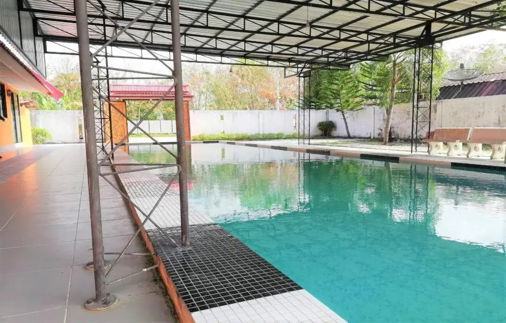 Phurafa Resort by ZUZU