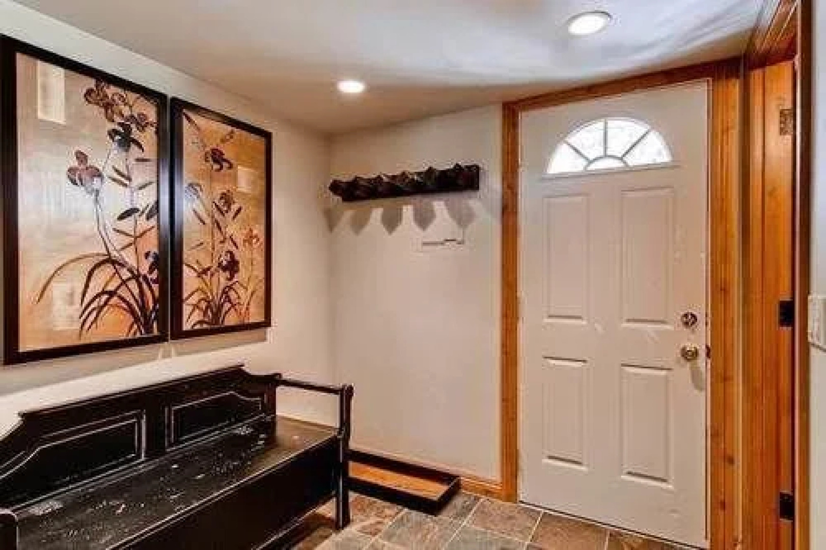 Snowrun in Warm Springs by Alpine Lodging