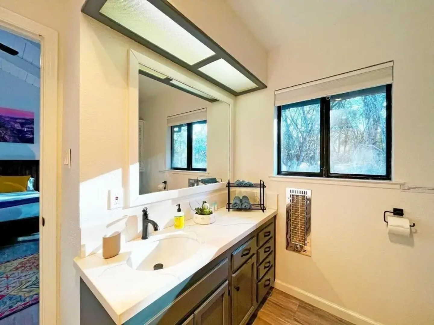 Modern Yosemite Cabin, 15min Bass Lake, Sleeps 8