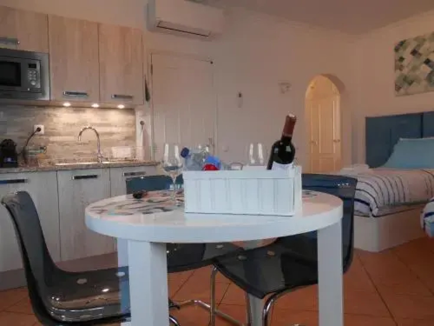 Lovely new House W/ Beatiful Garden