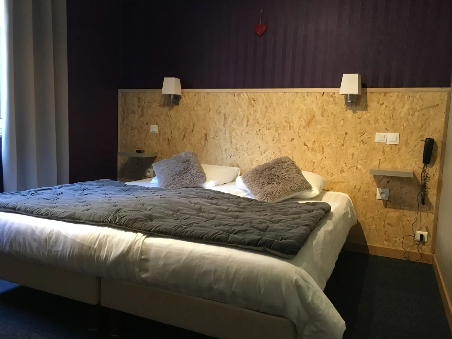 Au Cheval Blanc Hôtel et Restaurant